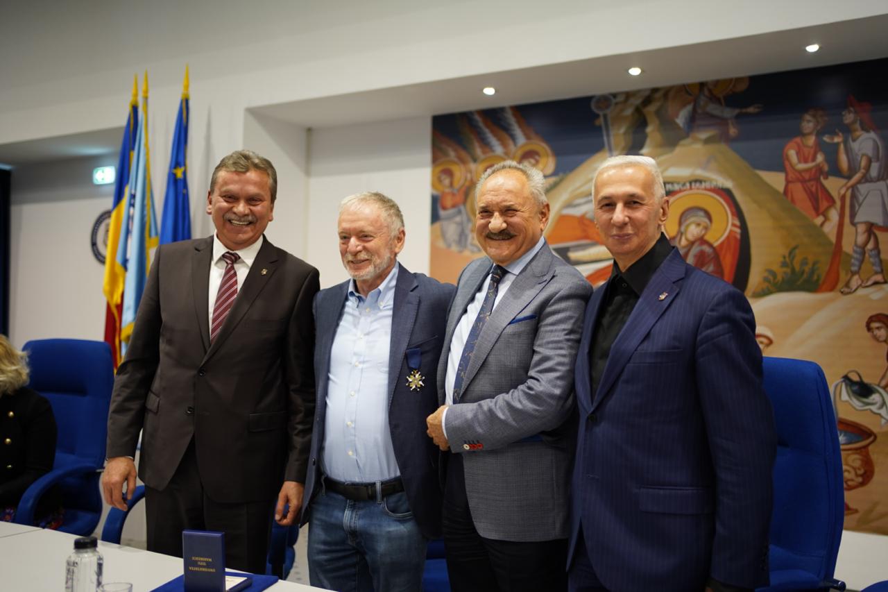 poza grup prelegere ai poza grup prelegere ai