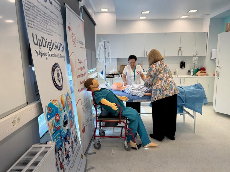 UpDigitalUTM – laboratoare – foto 2
